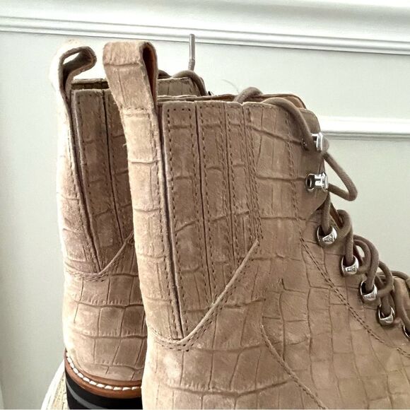 Marc Fisher Lizzie 2 Croc Lace Up Print Platform Combat Boots Tan NWOB - Picture 11 of 13